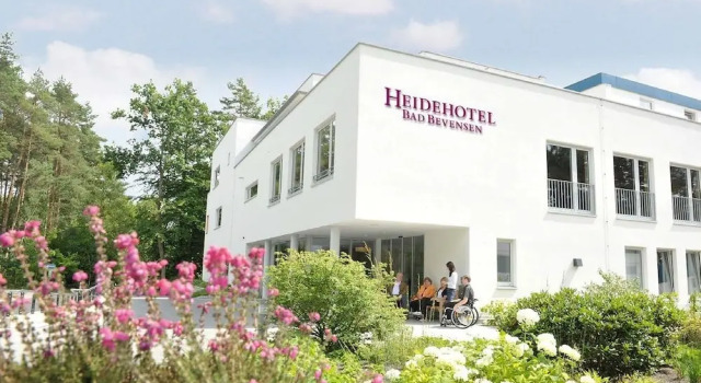 Heidehotel Bad Bevensen, Забронировать Отель Бад-Бевензен Люнебургская пустошь