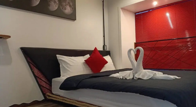 Beach Box Resort Hua Hin, Забронировать Курортный отель Курортные отели Хуахин, рядом с Монастырь Ват Бо Фаи, Курортный отель