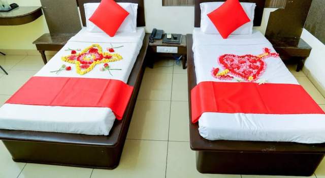 Hotel Abi Krishna, Забронировать Отель Отели штата Тамилнада с завтраком, Завтраки