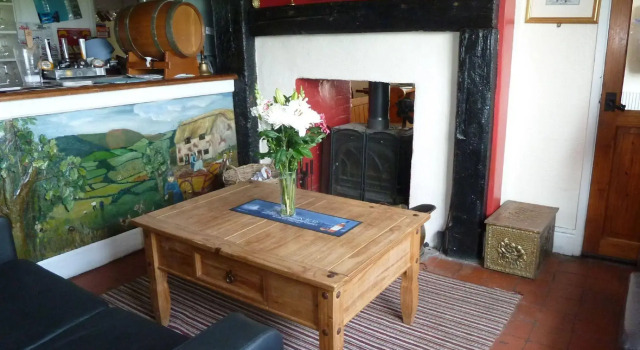 Mid Wales Inn, Забронировать Отель Отели Сноудония с парковкой, Парковка
