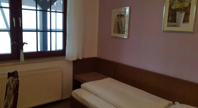 Номер Economy Hotel & Restaurant Lindengarten