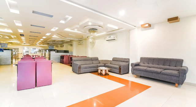 Capital O 49041 Hotel Shri Balaji Residency, Rezervovat Hotel Hotely v Andhra Pradesh s parkováním, Parkování