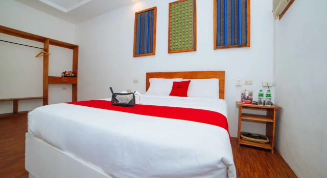 RedDoorz Plus @ Malabanias Angeles City, Забронировать Отель Анхелес 
