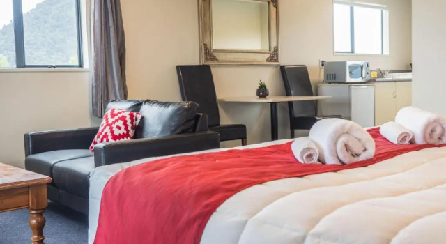 Студия Haast River Motels & Holiday Park