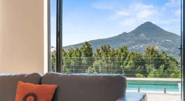 Коттедж Houtbay Hilltop Villa