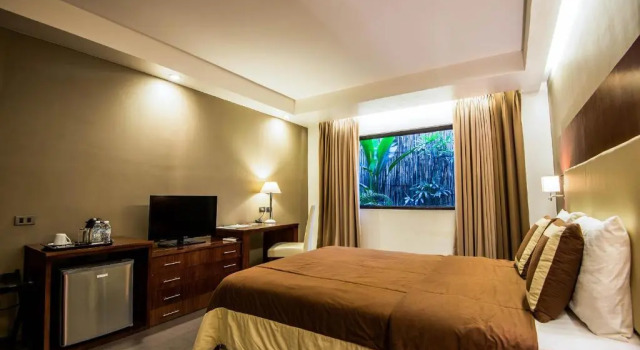 Номер Deluxe Ariana Hotel