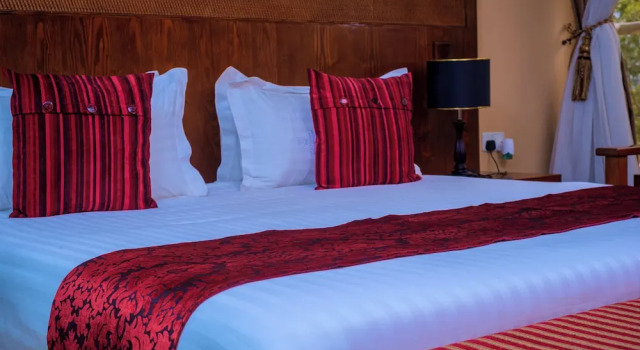 Igongo country hotel and cultural Centre, Boek Hotel Mbarara Western Uganda