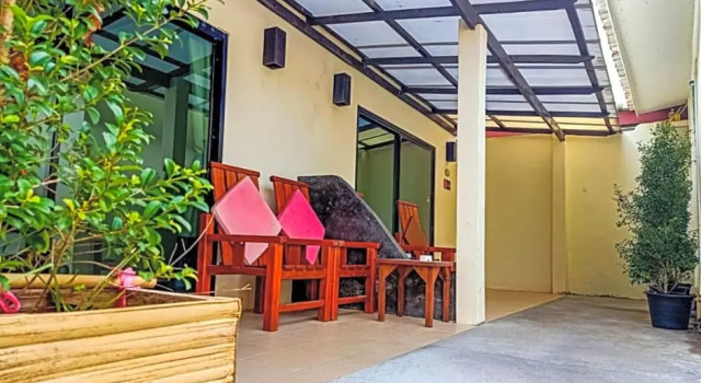 Семейный номер Standard с частичным видом на море Golden Bay Cottage