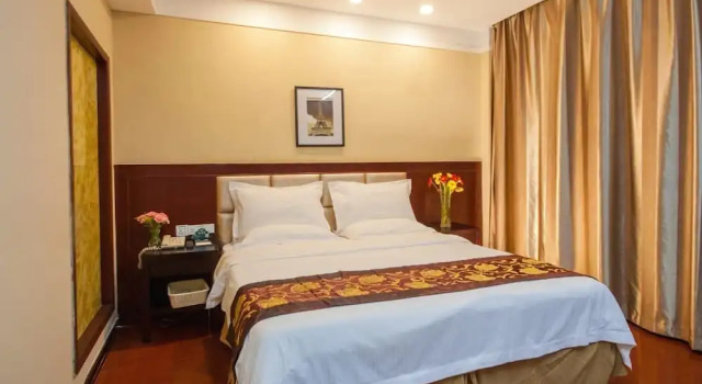 GreenTree Inn PuDong Minlei Rd Station Chuansha Road Hotel, Varaa Hotelli Shanghai Shanghai