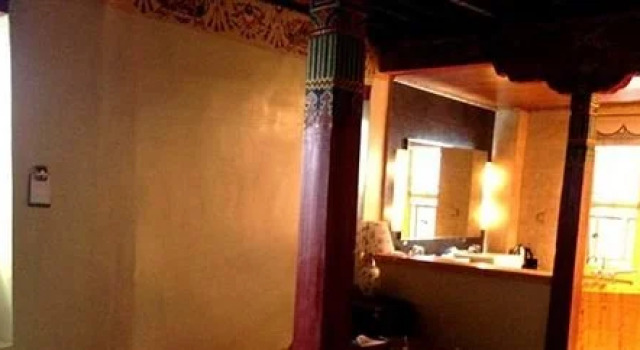 Lincang Premier Hotel - Lhasa