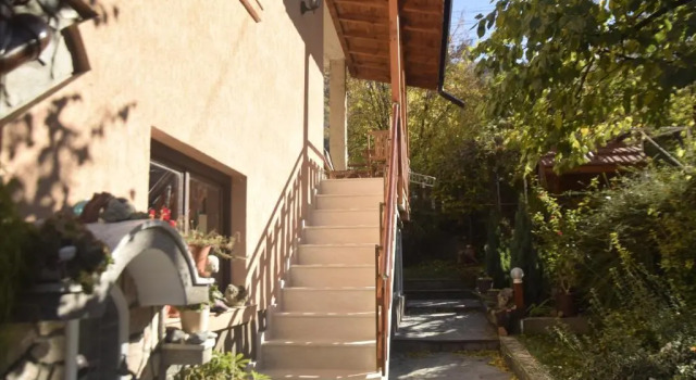 Guest House Zdravets
