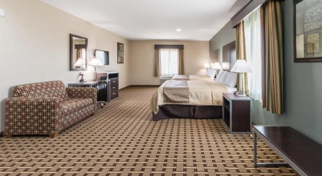 Люкс Superior Scottish Inns & Suites
