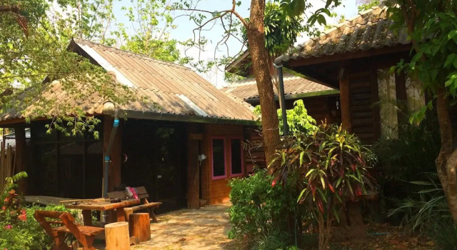 Семейный номер Standard Montri Garden House