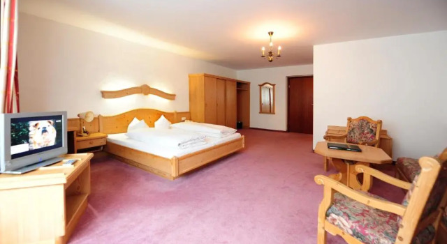 Двухместный номер Superior Hotel Krone