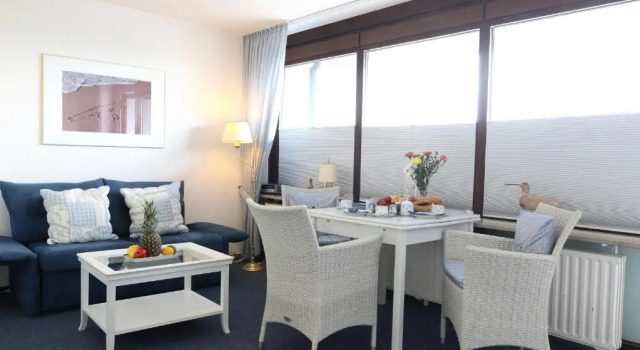 Апартаменты Strandnahe Ferienwohnung, Zentral gelegen, Ost-Balkon, Andreas Dirks-Str. 2