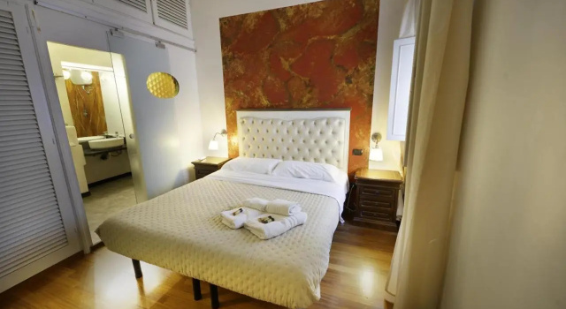 Pellegrino 75 Actual, Buchen Sie Ferienwohnung Navona Rom, in der Nähe von Piazza del Risorgimento