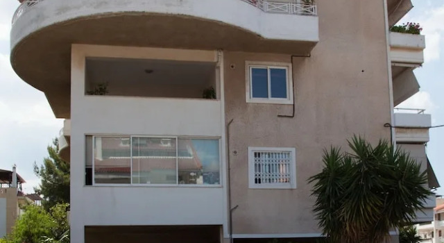Modern apt.with sea view in Glyfada