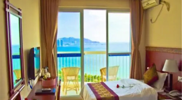 Qingtian Yutan Holiday Hotel, Book Hotel Sanya Hainan