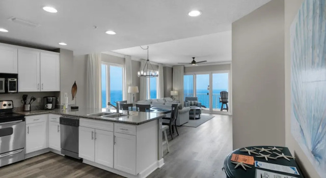 Grandview East 1601 - Azure Paradise
