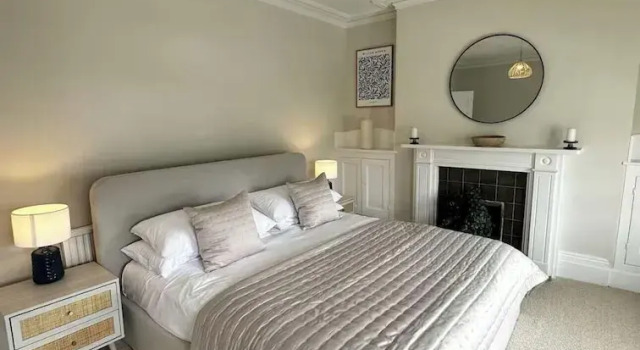 Luxury Leamington Spa House With 3 Bedrooms, Забронировать Курортный отель Курортные отели Уорикшир, Курортный отель