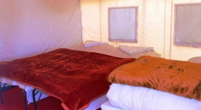 Wonderland Camps, Забронировать Кемпинг Отели Джамму и Кашмира с парковкой, Парковка