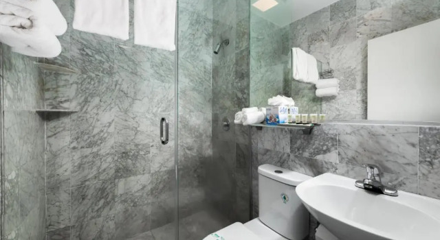 Номер Standard Century Hotel