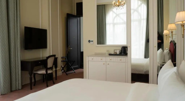 Номер Deluxe ANIM Boutique Hotel