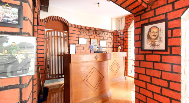 RedDoorz at Hotel Raditia Graha Yogyakarta, Book Guesthouse Umbulharjo 