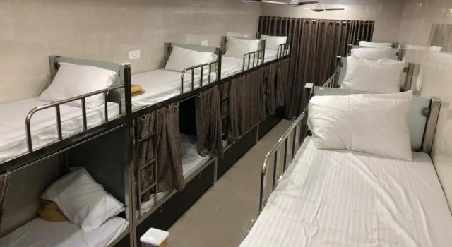 Hotel Elliott Inn, Забронировать Отель Недорогие отели Мумбай, недорого