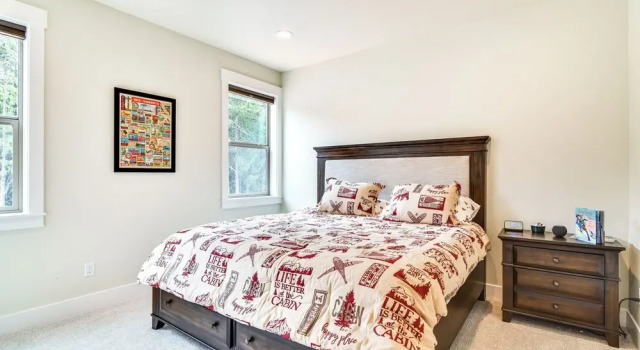 Government Camp Vacation Rental w/ Private Hot Tub