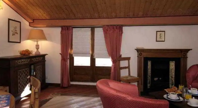 Chalets Le Grand Balcon, Забронировать Шале Виллы Овернь-Рона-Альпы, Вилла