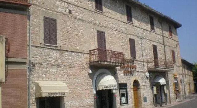 Piazza Degli Angeli, Rezervați Hotel Santa Maria degli Angeli Assisi, aproape de Train Station Assisi