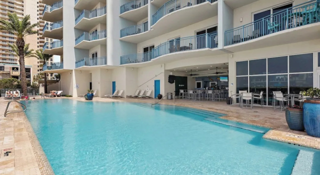 Коттедж Beachfront Stay w/ Resort Amenities & Gulf Views Sterling Breezing #506