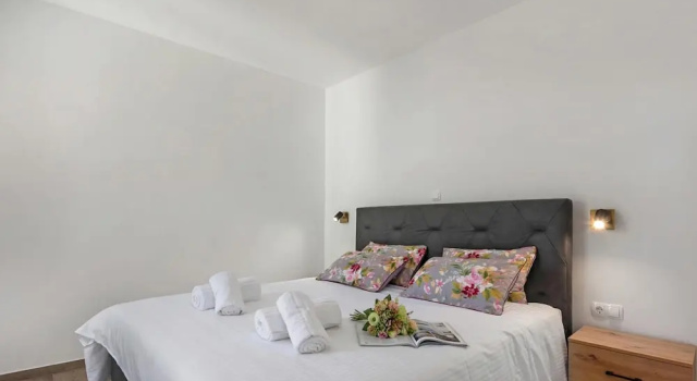 Апартаменты Seafront Apartments Nana