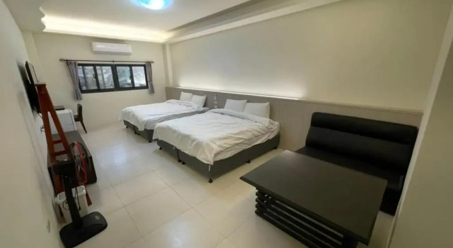 Четырёхместный номер Standard Welcome Home B&B