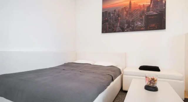 Апартаменты Cozy & Modern Studio with Balcony