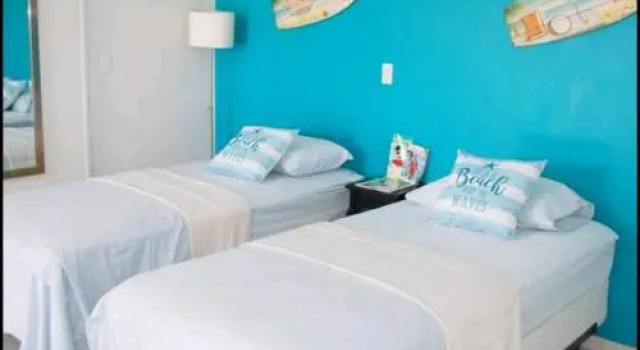 Flip Flop Apartment 84