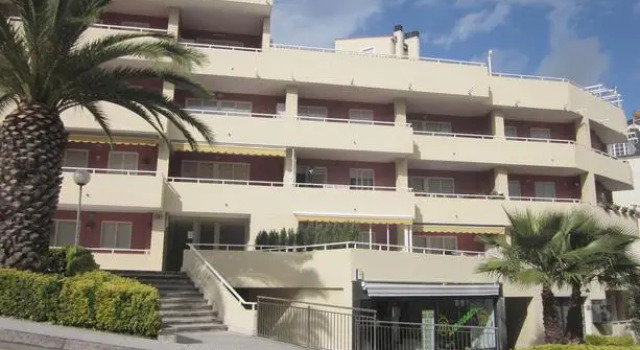 Apartamentos Ribapraia, Забронировать Апартаменты/квартира Отели Санхенхо с парковкой, рядом с Пляж Silgar, Парковка