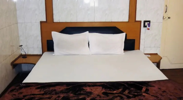Номер Deluxe Hotel Shrimmaya, Ujjain