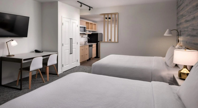 TownePlace Suites by Marriott West Kelowna, Réserver Hôtel West Kelowna Vallée de l'Okanagan