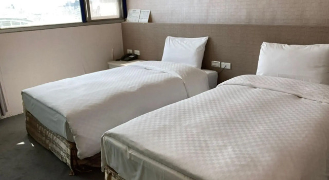 Shun-Yi Hotel