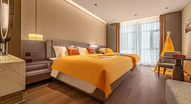 Семейный тент Longhai Silk Road Holiday Hotel