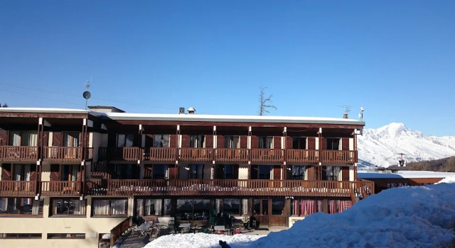 Chalet Les Mélèzes, Забронировать Шале Отели Ла-Плань-Тарантез 4 звезды, рядом с Горнолыжный подъемник Лё Франс, 4*