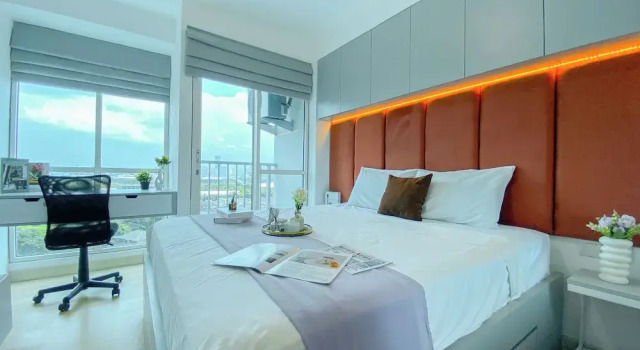 Апартаменты Standard Warm Studio At Tifolia Apartment