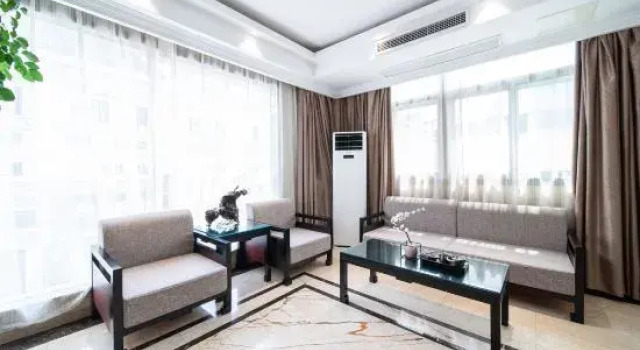 Zsmart Hotel (Huangshan Tunxi Old Street Branch 1), Забронировать Отель Недорогие отели Хуаншань, недорого