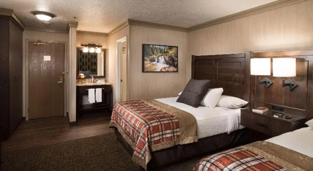 Четырёхместный номер Standard с балконом Best Western Plus Flathead Lake Inn and Suites