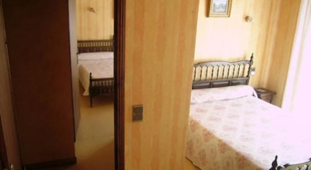 Hôtel LA PERGOLA, Забронировать Отель Амели-ле-Бен-Палальда Pyrénées-Orientales, рядом с Информационно-туристический центр Амели-ле-Бен-Палальда