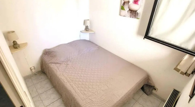 Appartement Six-Fours-les-Plages, 2 pièces, 4 personnes - FR-1-316-157, Забронировать Апартаменты/квартира Отели Сис-Фур-Ле-Плаж с парковкой, Парковка