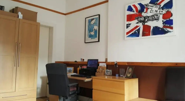 Spacious 2 Bedroom Victorian Apartment Near Leith, Prenota Appartamento Hotel a Midlothian con parcheggio, Parcheggio