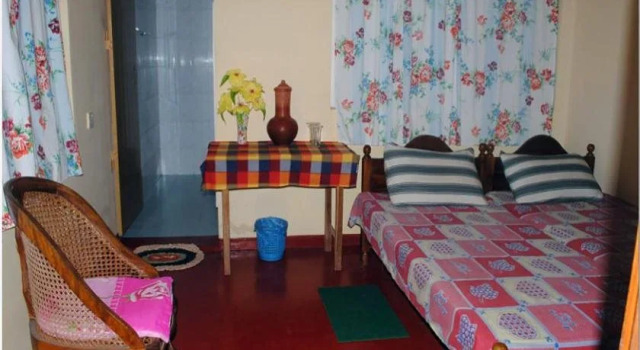 Dimuthu Tour Inn, Забронировать Отель Отели Западной провинции с парковкой, Парковка